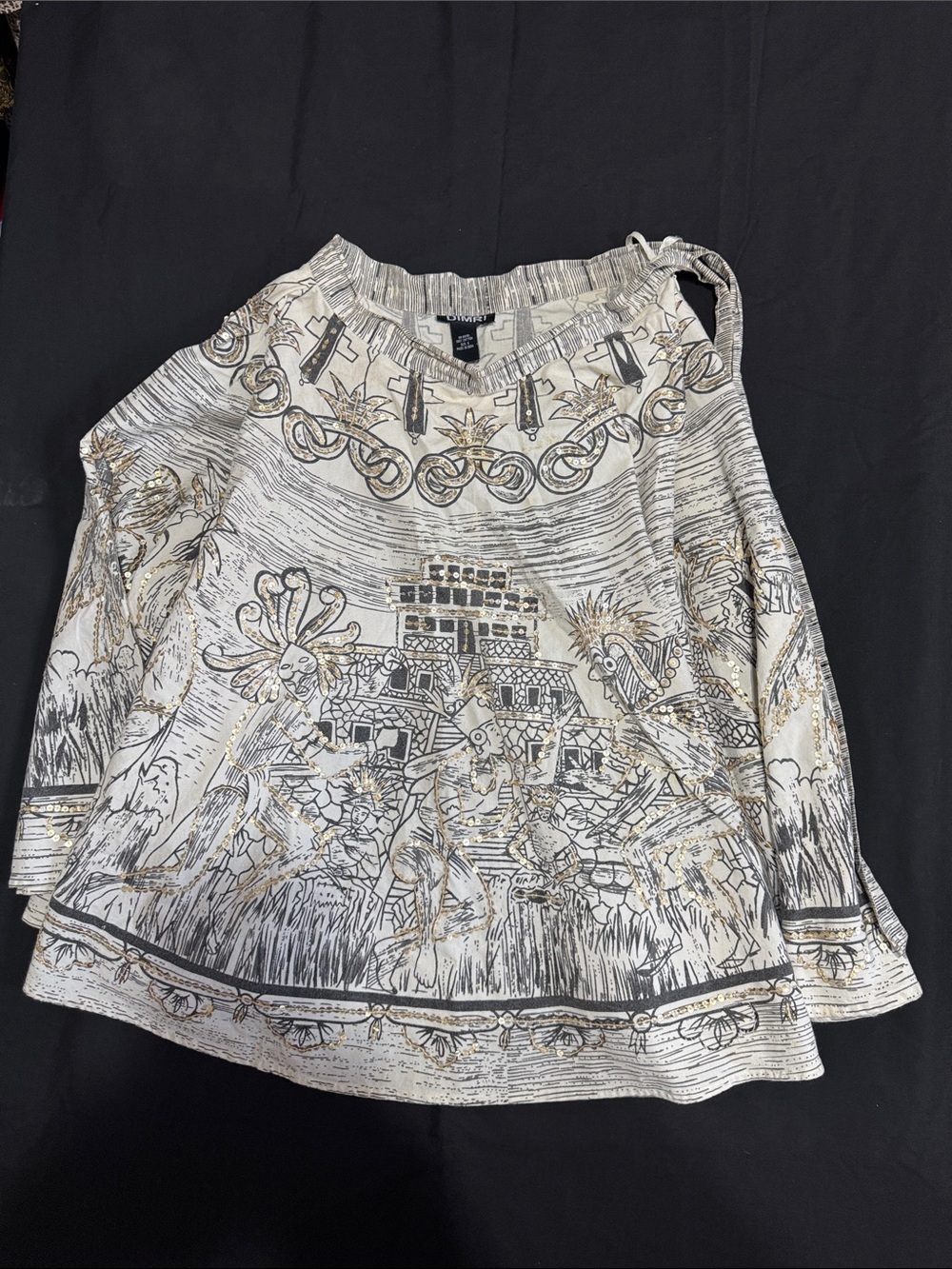 Dimri Women’s Wrap Skirt Size 6 White Tribal Print Sequin Tie Waist Boho #0010